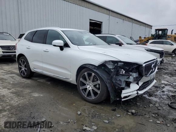 2021 Volvo XC60 Inscription z VIN YV4102RL9M1829577, wystawiony jako Copart lot #57493245 z przebiegiem 24 642 mil mil oraz Szkoda całkowita • Salvage title. Historia ofert i sprzedaży dostępna na DreamBid. Obrazek 4.