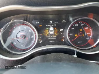 2015 Dodge Charger SXT z VIN 2C3CDXHG3FH800988, wystawiony jako Copart lot #54221905 z przebiegiem 134 098 mil mil oraz Szkoda całkowita • Salvage title. Historia ofert i sprzedaży dostępna na DreamBid. Obrazek 9.