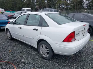 2004 Ford Focus ZTS with VIN 1FAFP38Z34W137002, listed as a IAAI auction lot 41867443 with 185,862 mi miles and . Bid and sale history available at carsss.com. Image 3.