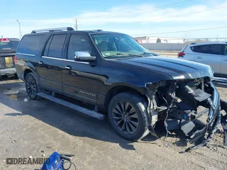 2015 Lincoln Navigator L with VIN 5LMJJ3JT3FEJ00335, listed as a IAAI auction lot 41585554 with 163,841 mi miles. Bid and sale history available at carsss.com. Image 1.