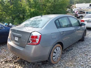 2007 Nissan Sentra S with VIN 3N1AB61E47L717934, listed as a IAAI auction lot 42387776 with 184,855 mi miles and . Bid and sale history available at DreamBid. Image 4.