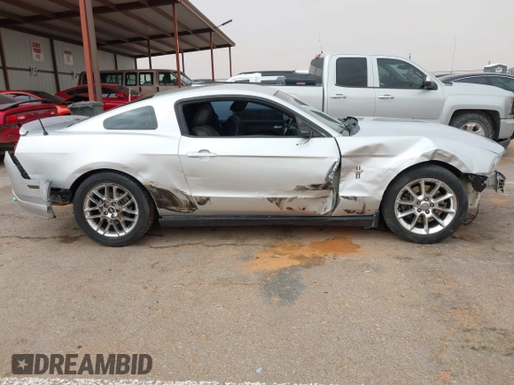 2011 Ford Mustang V6 with VIN 1ZVBP8AMXB5142041, listed as a IAAI auction lot 41938438 with 126,591 mi miles and . Bid and sale history available at carsss.com. Image 14.