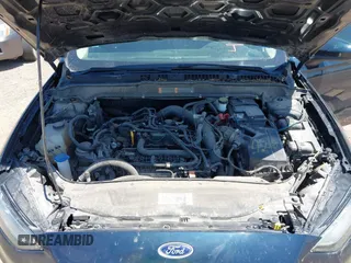 2020 Ford Fusion SE with VIN 3FA6P0HD8LR111256, listed as a IAAI auction lot 42032725 with 98,822 mi miles. Bid and sale history available at carsss.com. Image 10.