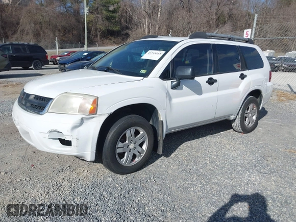 2007 Mitsubishi Endeavor LS with VIN 4A4MM21S87E080140, listed as a IAAI auction lot 41715165 with 241,401 mi miles. Bid and sale history available at carsss.com. Image 2.