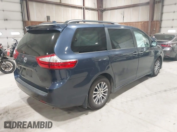 2018 Toyota Sienna XLE Auto Access Seat с VIN 5TDYZ3DC0JS943986, выставлен на аукционе IAAI как лот 42127483 с пробегом 71 515 миль миль и . История ставок и продаж доступна на DreamBid. Изображение 4.