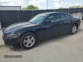 2020 Dodge Charger SXT with VIN 2C3CDXBG8LH117981, listed as a Copart auction lot 60828915 with 173,763 mi miles and Clean title. Bid and sale history available at DreamBid. Image 1.