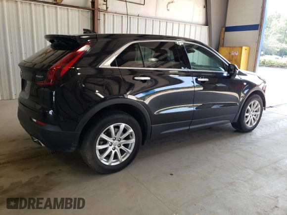 2020 Cadillac XT4 AWD Luxury with VIN 1GYFZBR42LF081550, listed as a Copart auction lot 68891524 with 27,985 mi miles and Salvage Title. Bid and sale history available at carsss.com. Image 3.