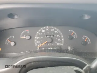 1999 Ford Econoline Passenger XL с VIN 1FBSS31S4XHC00657, выставлен на аукционе Copart как лот 58905335 с пробегом 90 323 миль миль и Списание • Salvage title. История ставок и продаж доступна на DreamBid. Изображение 9.
