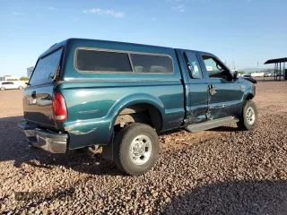 1999 Ford F-250 XL с VIN 1FTNX21L3XEC70312, выставлен на аукционе Copart как лот 58887215 с пробегом 172 937 миль миль и Списание • Salvage title. История ставок и продаж доступна на DreamBid. Изображение 3.