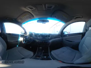 2017 Hyundai Tucson SE with VIN KM8J3CA46HU524316, listed as a IAAI auction lot 41742758 with 50,140 mi miles. Bid and sale history available at carsss.com. Image 18.