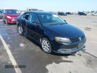 2013 Volkswagen Jetta SE z VIN 3VWDP7AJ7DM279184, wystawiony jako IAAI lot #42387002 z przebiegiem 84 288 mil mil oraz . Historia ofert i sprzedaży dostępna na DreamBid. Obrazek 1.
