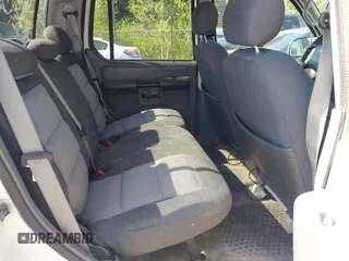 2005 Ford Explorer Sport Trac XLS z VIN 1FMZU67K25UB92409, wystawiony jako IAAI lot #42799036 z przebiegiem 150 554 mil mil oraz . Historia ofert i sprzedaży dostępna na DreamBid. Obrazek 8.