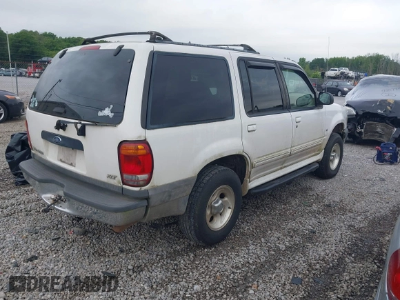 2000 Ford Explorer XLT с VIN 1FMZU63P1YUB59536, выставлен на аукционе IAAI как лот 42525666 с пробегом 300 184 миль миль и . История ставок и продаж доступна на DreamBid. Изображение 4.