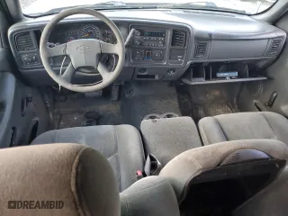 2004 Chevrolet Silverado 1500 Work Truck with VIN 1GCEC19X44Z249745, listed as a Copart auction lot 88079725 with 211,685 mi miles and Clean Title. Bid and sale history available at carsss.com. Image 8.