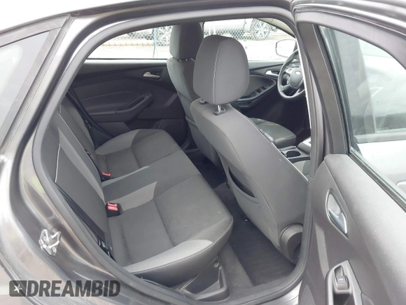 2014 Ford Focus SE with VIN 1FADP3F24EL105899, listed as a IAAI auction lot 41840399 with 90,074 mi miles. Bid and sale history available at carsss.com. Image 8.