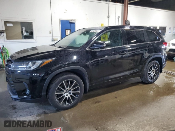 2017 Toyota Highlander XLE with VIN 5TDJZRFH9HS418707, listed as a Copart auction lot 62747345 with 160,033 mi miles and Salvage title. Bid and sale history available at DreamBid. Image 1.