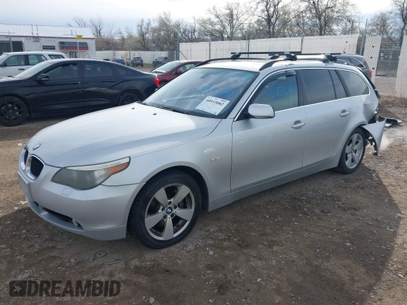 2006 BMW 5 Series 530xi with VIN WBANN73506CN01479, listed as a IAAI auction lot 40933082 with 200,464 mi miles and . Bid and sale history available at carsss.com. Image 2.