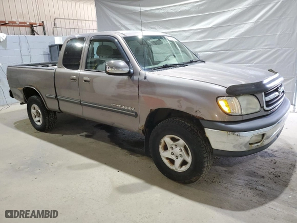 2002 Toyota Tundra SR5 with VIN 5TBBT441X2S275068, listed as a Copart auction lot 50909855 with 105,781 mi miles and Clean Title. Bid and sale history available at carsss.com. Image 4.