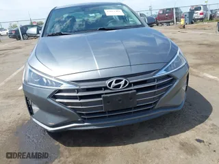 2019 Hyundai Elantra Preferred with VIN KMHD84LF5KU752284, listed as a IAAI auction lot 42011404 with 88,327 mi miles. Bid and sale history available at carsss.com. Image 12.