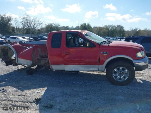 2000 Ford F-150 XL with VIN 1FTRX18L1YNC06272, listed as a IAAI auction lot 41780486 with 295,611 mi miles. Bid and sale history available at carsss.com. Image 14.