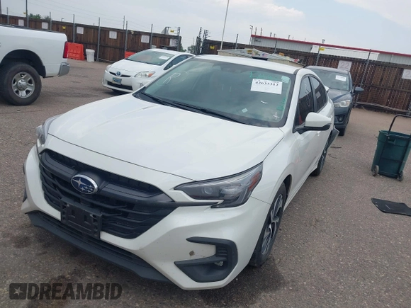2024 Subaru Legacy Premium z VIN 4S3BWAD61R3005215, wystawiony jako IAAI lot #42633312 z przebiegiem 48 982 mil mil oraz . Historia ofert i sprzedaży dostępna na DreamBid. Obrazek 17.