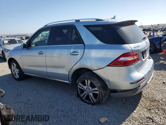 2015 Mercedes-Benz M 350 z VIN 4JGDA5JB3FA595176, wystawiony jako Copart lot #57835265 z przebiegiem 56 366 mil mil oraz Szkoda całkowita • Salvage title. Historia ofert i sprzedaży dostępna na DreamBid. Obrazek 2.
