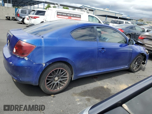 2008 Scion tC Spec z VIN JTKDE167780257965, wystawiony jako Copart lot #56698295 z przebiegiem 141 297 mil mil oraz Szkody całkowita. Historia ofert i sprzedaży dostępna na DreamBid. Obrazek 3.