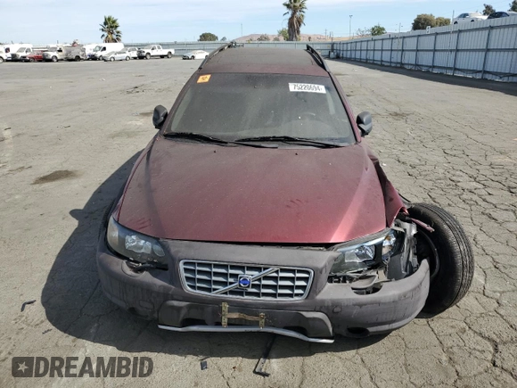 2004 Volvo V70 XC70 with VIN YV1SZ59H841156544, listed as a Copart auction lot 75220694 with 131,943 mi miles and Salvage Title. Bid and sale history available at carsss.com. Image 5.