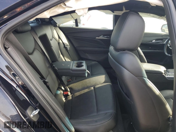 2021 Cadillac CT4 Premium Luxury z VIN 1G6DF5RK9M0124813, wystawiony jako Copart lot #83471654 z przebiegiem Nie podano mil oraz Szkoda całkowita • Salvage title. Historia ofert i sprzedaży dostępna na DreamBid. Obrazek 10.