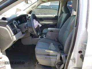 2008 Dodge Durango z VIN 1D8HB38N98F145126, wystawiony jako Copart lot #62556464 z przebiegiem 113 420 mil mil oraz Szkoda całkowita • Salvage title. Historia ofert i sprzedaży dostępna na DreamBid. Obrazek 7.
