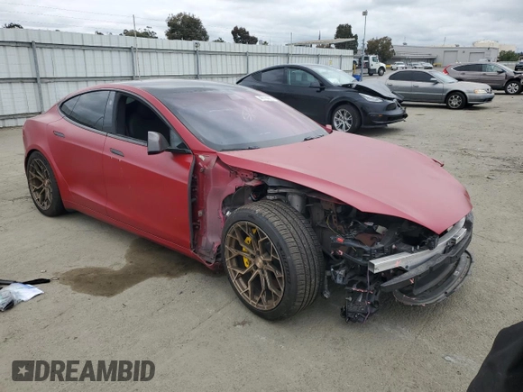 2021 Tesla Model S Plaid с VIN 5YJSA1E66MF436089, выставлен на аукционе Copart как лот 46114235 с пробегом Не указан миль и Списание • Salvage title. История ставок и продаж доступна на DreamBid. Изображение 4.