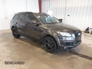 2015 Audi Q7 3.0T S line Prestige with VIN WA1DGAFE1FD014555, listed as a IAAI auction lot 41176881 with 149,546 mi miles. Bid and sale history available at carsss.com. Image 1.