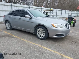 2014 Chrysler 200 LX with VIN 1C3CCBAB5EN211113, listed as a IAAI auction lot 41948163 with 143,355 mi miles. Bid and sale history available at carsss.com. Image 1.