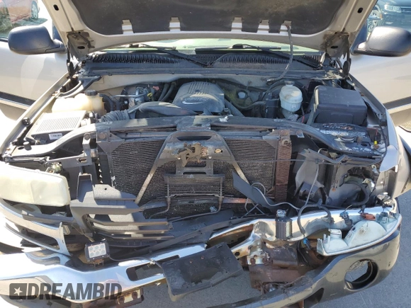 2004 GMC Sierra 1500 SLE z VIN 2GTEK19T741141547, wystawiony jako Copart lot #54749745 z przebiegiem 202 598 mil mil oraz Szkoda całkowita • Salvage title. Historia ofert i sprzedaży dostępna na DreamBid. Obrazek 11.