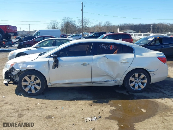2012 Buick LaCrosse Premium 3 with VIN 1G4GH5E3XCF135278, listed as a IAAI auction lot 41640168 with 205,526 mi miles. Bid and sale history available at carsss.com. Image 14.
