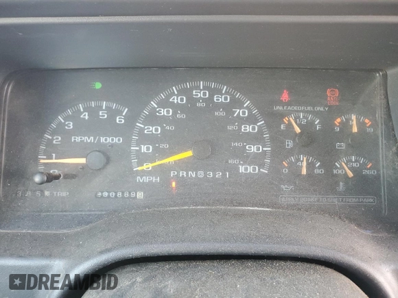 1998 Chevrolet Suburban z VIN 1GNFK16R6WJ306534, wystawiony jako Copart lot #75030844 z przebiegiem 230 869 mil mil oraz Czysty tytuł • Clean title. Historia ofert i sprzedaży dostępna na DreamBid. Obrazek 9.