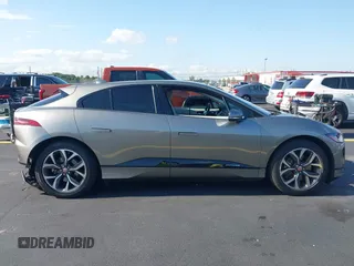 2020 Jaguar I-Pace HSE с VIN SADHD2S13L1F84022, выставлен на аукционе IAAI как лот 42212391 с пробегом 18 018 миль миль и . История ставок и продаж доступна на DreamBid. Изображение 13.