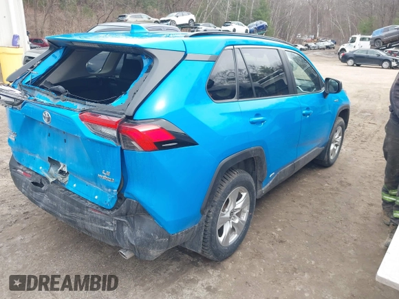 2021 Toyota RAV4 Hybrid LE with VIN 4T3L6RFV6MU027790, listed as a IAAI auction lot 41828702 with 63,411 mi miles. Bid and sale history available at carsss.com. Image 4.