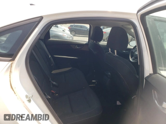 2021 Kia Forte LXS с VIN 3KPF24AD4ME263358, выставлен на аукционе Copart как лот 60542905 с пробегом 82 900 миль миль и Списание • Salvage title. История ставок и продаж доступна на DreamBid. Изображение 10.