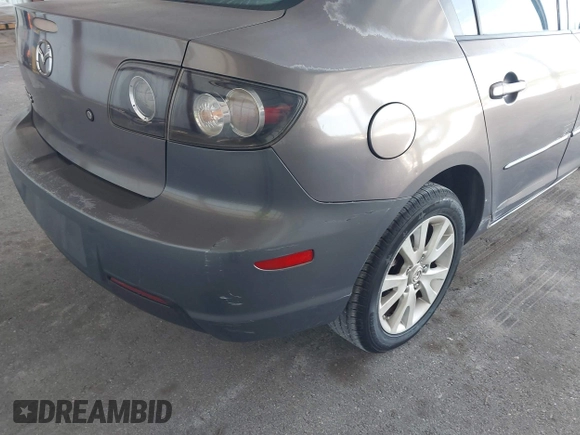 2008 Mazda 3 i Sport with VIN JM1BK32F681874638, listed as a IAAI auction lot 42168925 with Not Provided miles and . Bid and sale history available at DreamBid. Image 13.
