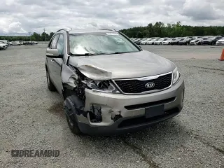 2015 Kia Sorento LX with VIN 5XYKTCA68FG651349, listed as a Copart auction lot 58441095 with 218,027 mi miles and Salvage title. Bid and sale history available at DreamBid. Image 14.