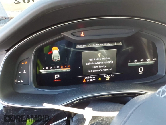 2022 Audi SQ8 Premium Plus with VIN WA1AWBF19ND025861, listed as a IAAI auction lot 41640362 with 36,594 mi miles and . Bid and sale history available at DreamBid. Image 7.