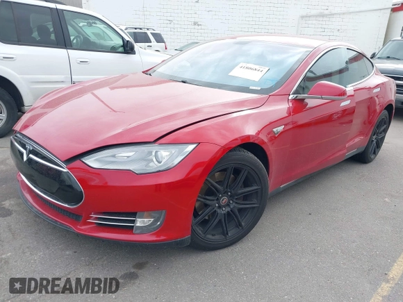 2013 Tesla Model S with VIN 5YJSA1CG0DFP14545, listed as a IAAI auction lot 41806844 with Not Provided miles. Bid and sale history available at carsss.com. Image 2.