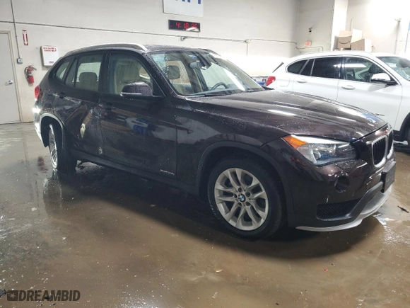 2015 BMW X1 xDrive28i with VIN WBAVL1C52FVY31907, listed as a Copart auction lot 47969405 with 43,702 mi miles and Salvage Title. Bid and sale history available at carsss.com. Image 4.