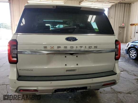 2023 Ford Expedition Platinum with VIN 1FMJU1M85PEA01152, listed as a Copart auction lot 73051694 with 4,658 mi miles and Salvage Title. Bid and sale history available at carsss.com. Image 6.