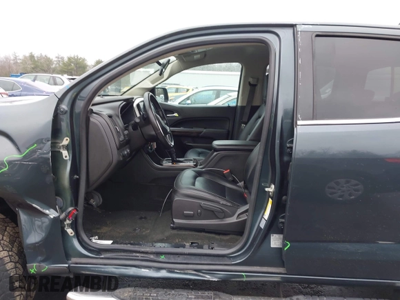 2017 GMC Canyon 4WD SLT with VIN 1GTG6DEN3H1268376, listed as a IAAI auction lot 41922984 with 76,492 mi miles. Bid and sale history available at carsss.com. Image 6.