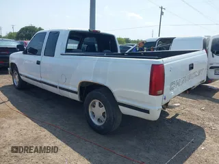 1998 Chevrolet Silverado 1500 with VIN 1GCEC19M0WE194095, listed as a IAAI auction lot 42162707 with 216,468 mi miles and . Bid and sale history available at DreamBid. Image 3.