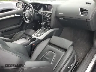 2015 Audi A5 Premium Plus z VIN WAUMFAFR6FA006347, wystawiony jako Copart lot #58063695 z przebiegiem 280 690 mil mil oraz Czysty tytuł • Clean title. Historia ofert i sprzedaży dostępna na DreamBid. Obrazek 8.