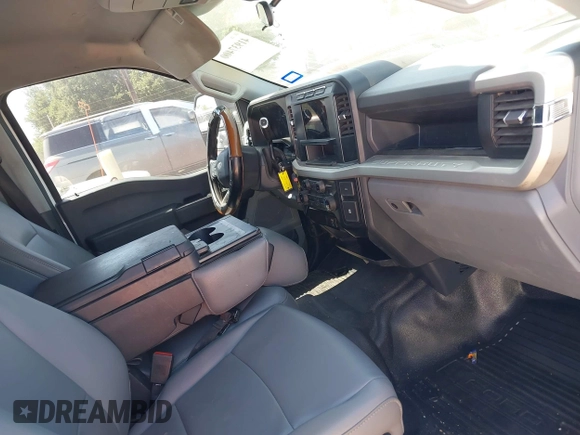 2023 Ford F-250 XL with VIN 1FT7W2BT2PEC30233, listed as a IAAI auction lot 41937400 with 162,574 mi miles and . Bid and sale history available at DreamBid. Image 5.
