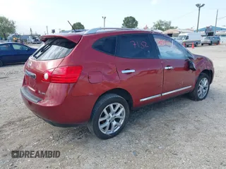 2012 Nissan Rogue S z VIN JN8AS5MV8CW421570, wystawiony jako IAAI lot #40447132 z przebiegiem 114 133 mil mil oraz . Historia ofert i sprzedaży dostępna na DreamBid. Obrazek 4.